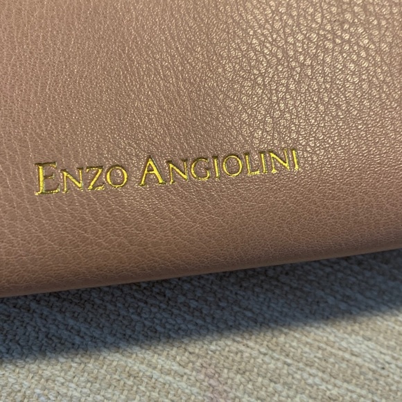 Elegant Pink w/gold studded design Wristlet Clutch - Picture 7 of 10